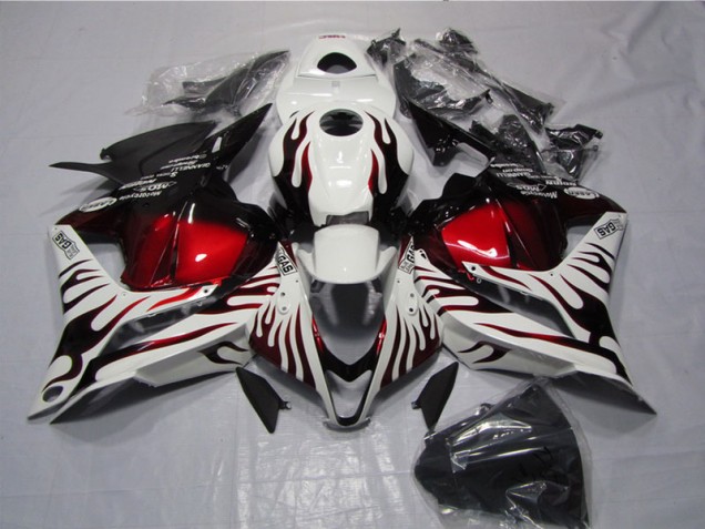 Carénage Moto Honda CBR 600 RR 2009-2012 - Blanc Noir Rouge Flamme Carénage Moto Honda CBR 600 RR 2009-2012 - Blanc Noir Rouge Flamme