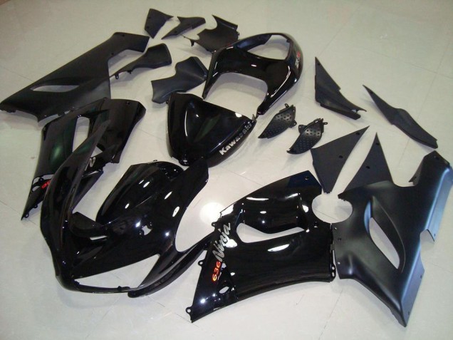 Kit Carénages Motos Kawasaki ZX6R 2005-2006 - Noir Kit Carénages Motos Kawasaki ZX6R 2005-2006 - Noir